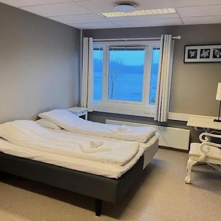 Vagen Apartment Jorpeland